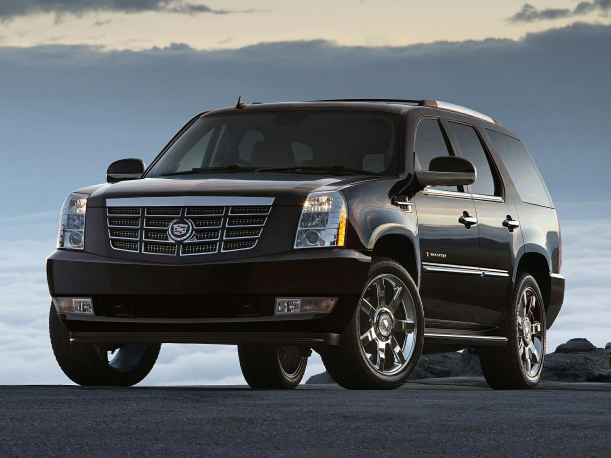 SUV co bap Cadillac Escalade 2020 se co ba phien ban dong co hinh anh