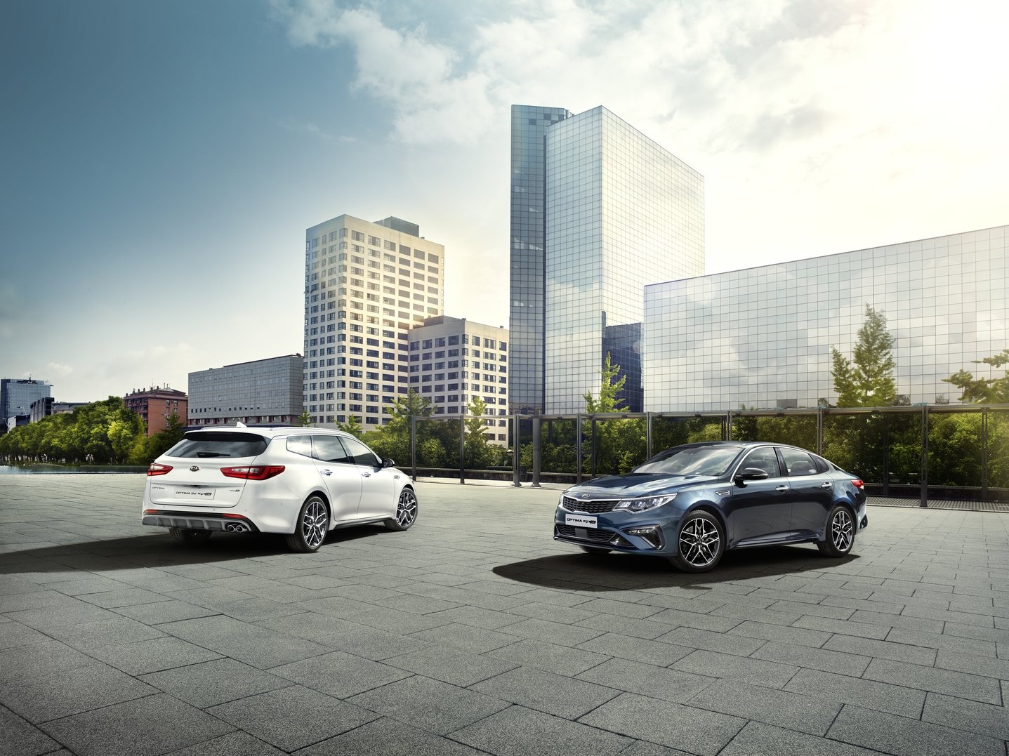 Kia Optima 2019 được nâng cấp,  giá từ 28.822 USD ảnh 4 Kia Optima 2019 duoc nang cap,  gia tu 28.822 USD anh 4