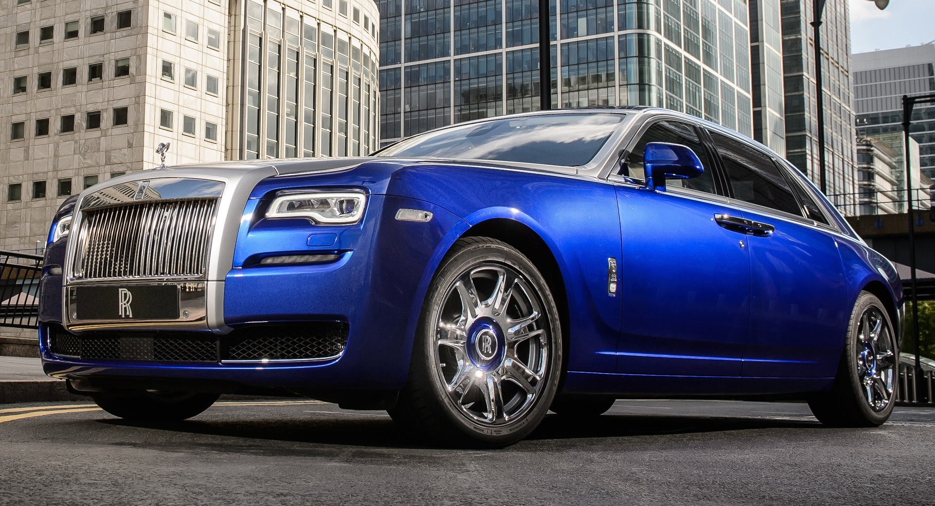 Tai xe Rolls-Royce gay tai nan lien tiep anh 2