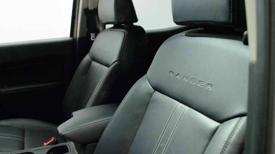 Ford bat dau ban Ranger 2019 anh 8