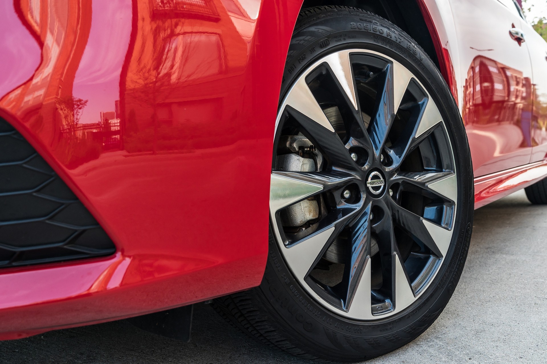 Nissan Sentra 2019 chốt giá từ 17.790 USD ảnh 3 Nissan Sentra 2019 chot gia tu 17.790 USD anh 3