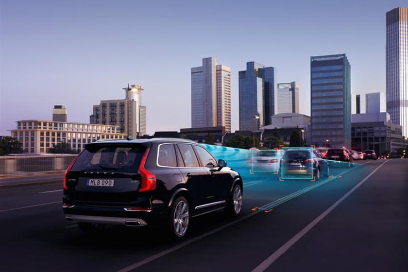 IIHS canh bao dung tin vao cong nghe tro giup lai xe hinh anh