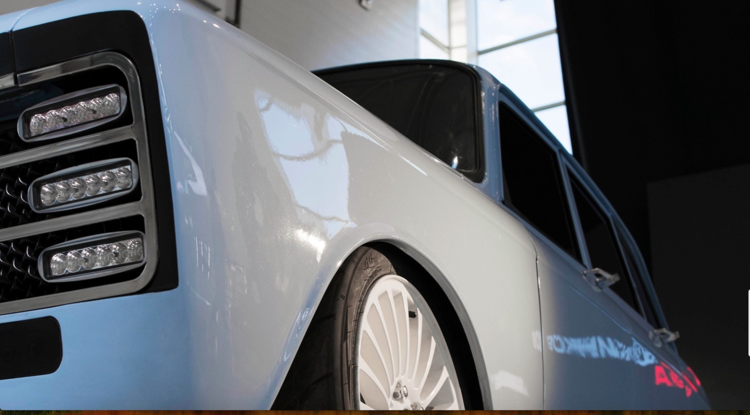 Hang san xuat sung AK-47 chuyen sang lam xe dien anh 5