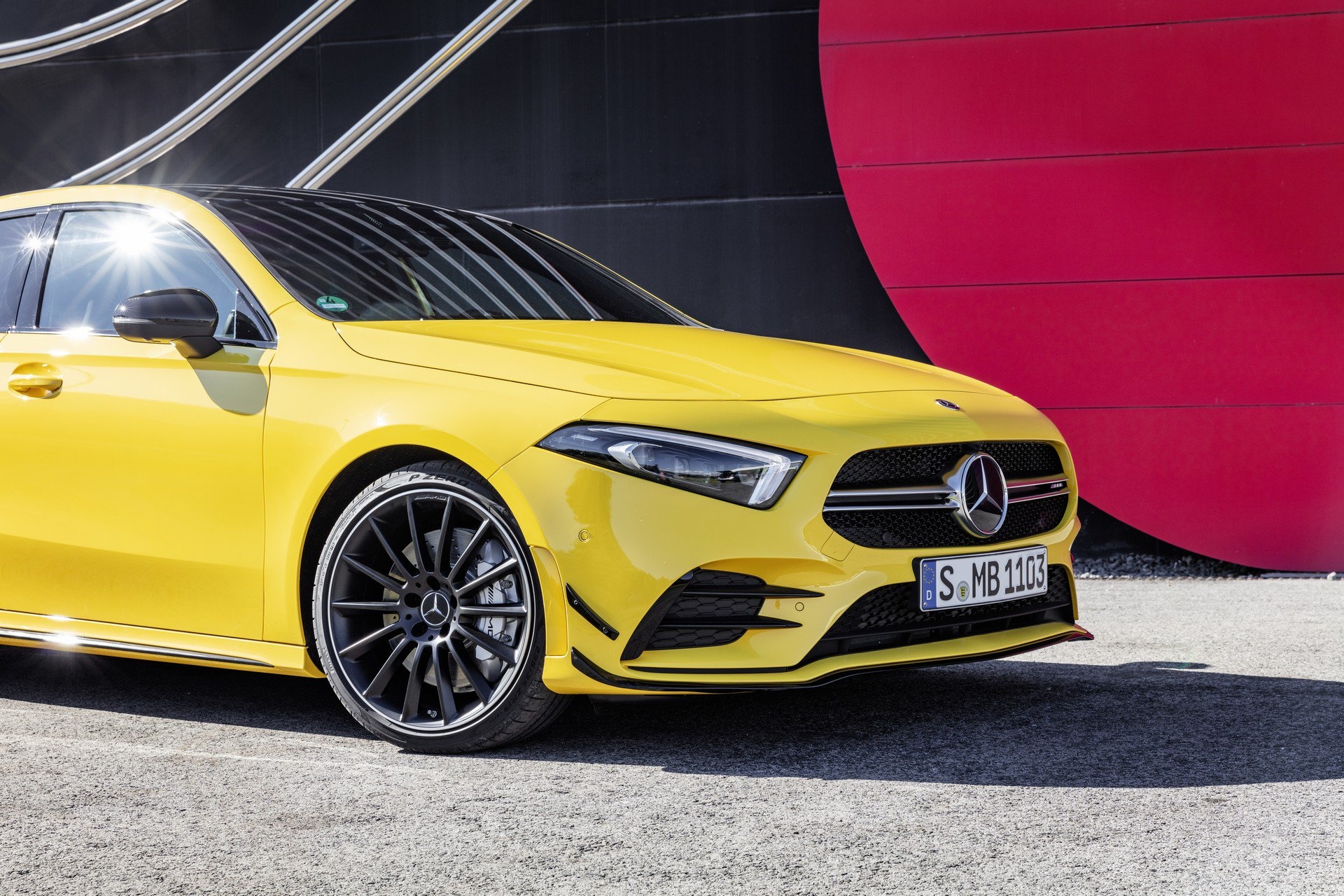 Ra mat Mercedes-AMG A35 4MATIC anh 4