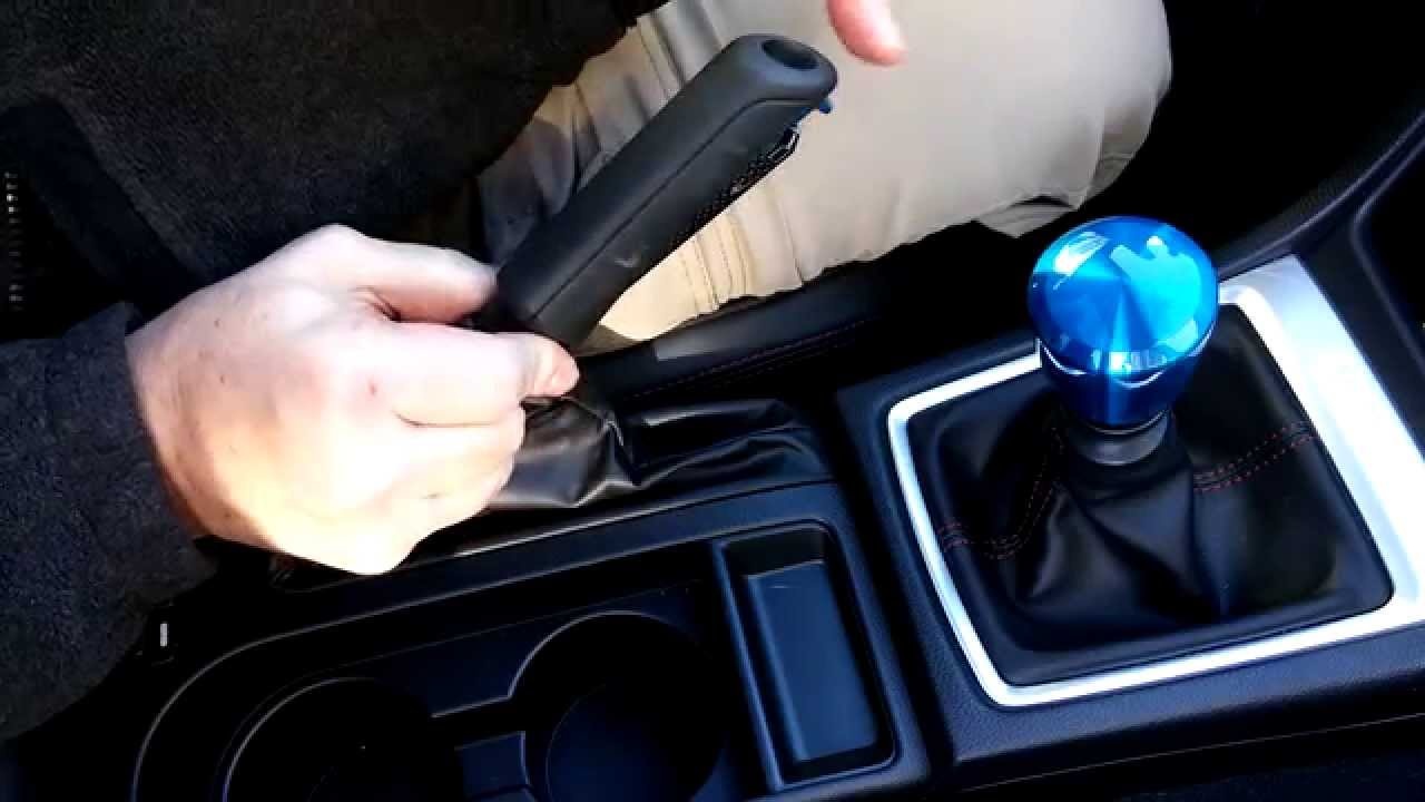 Thang tay tren oto sap bien mat hinh anh