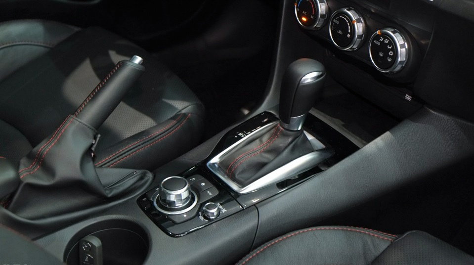 Xe phanh tay sap tuyet chung anh 5