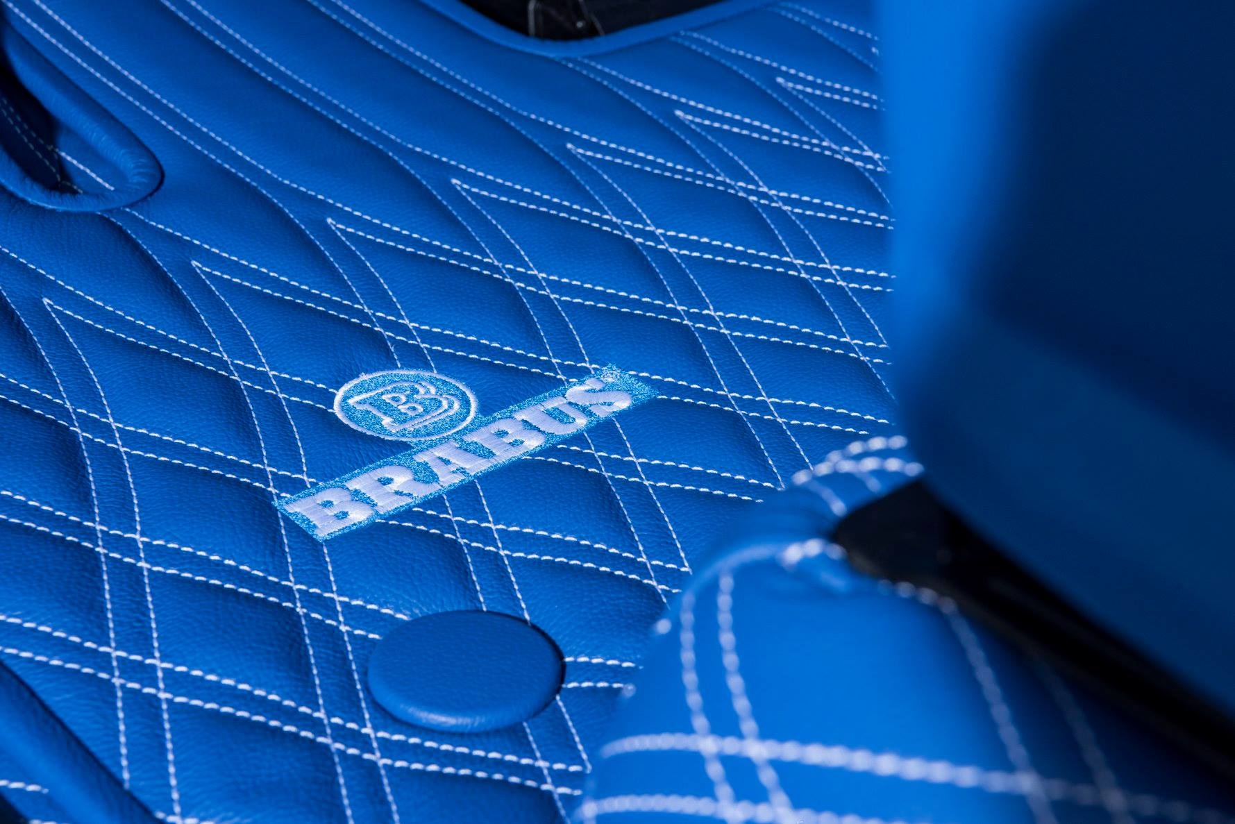 Mercedes-AMG G63 noi that xanh da troi anh 6