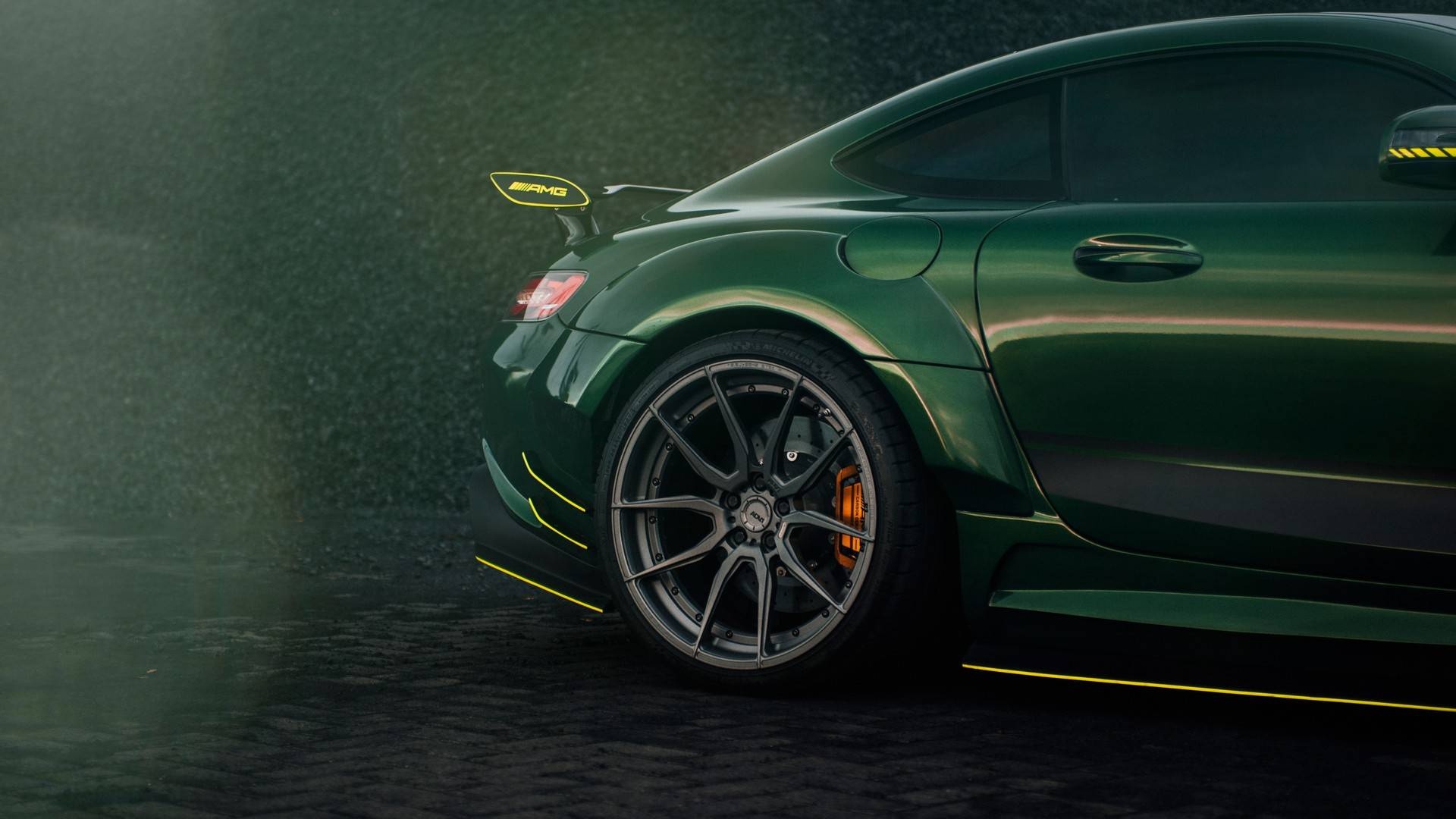 Bản độ Mercedes-AMG GT thân bọc vinyl ảnh 5 Ban do Mercedes-AMG GT than boc vinyl anh 5