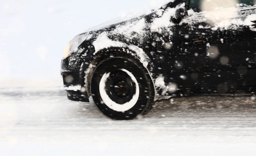 nhung cong nghe an toan tren xe hoi anh 2