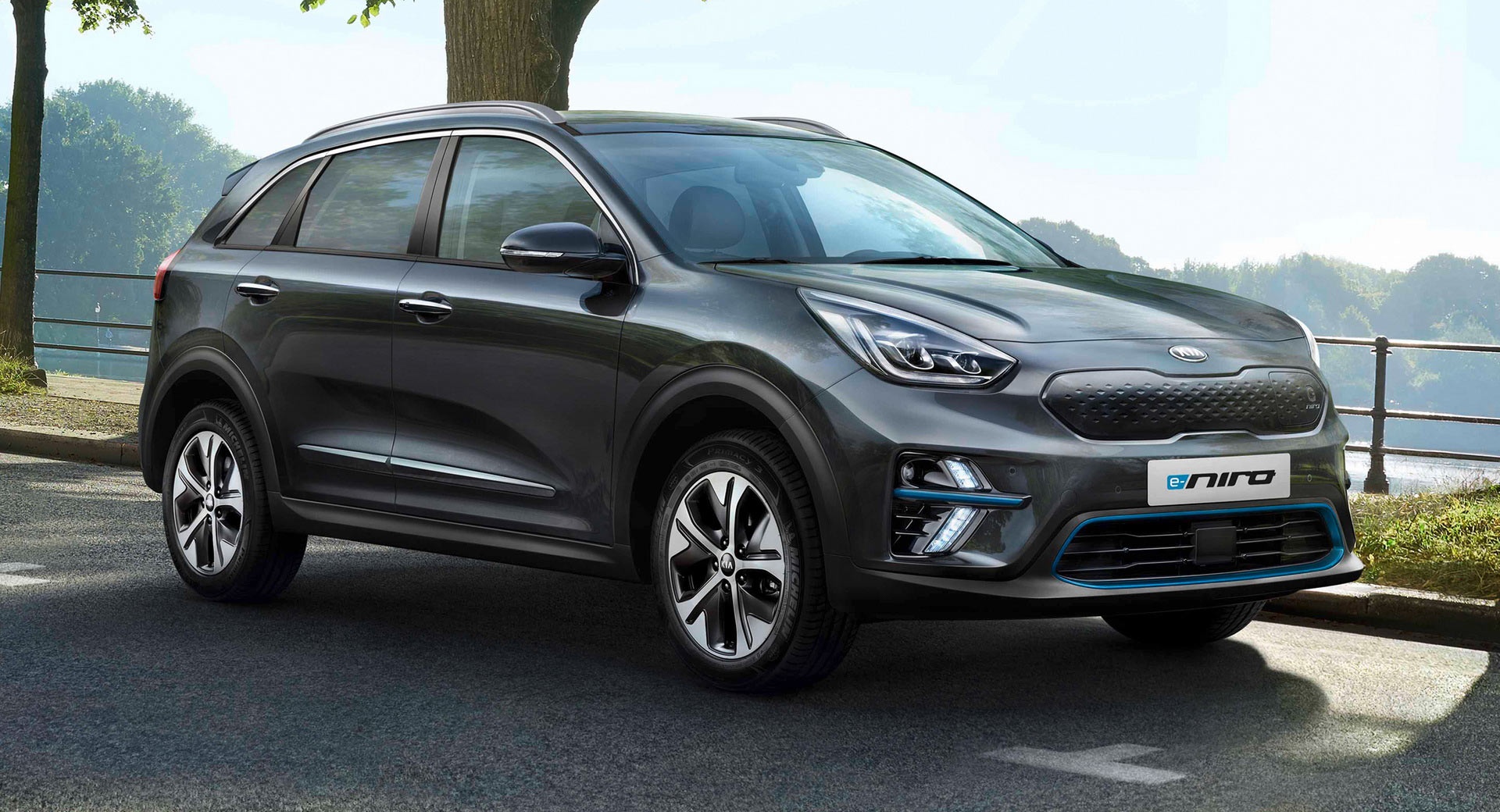 xe Hyundai va Kia dung pin mat troi anh 4