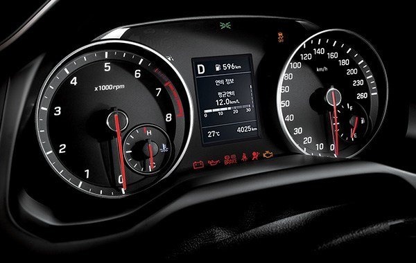 Hyundai Elantra Sport 2019 ra mắt ảnh 8 Hyundai Elantra Sport 2019 ra mat anh 8