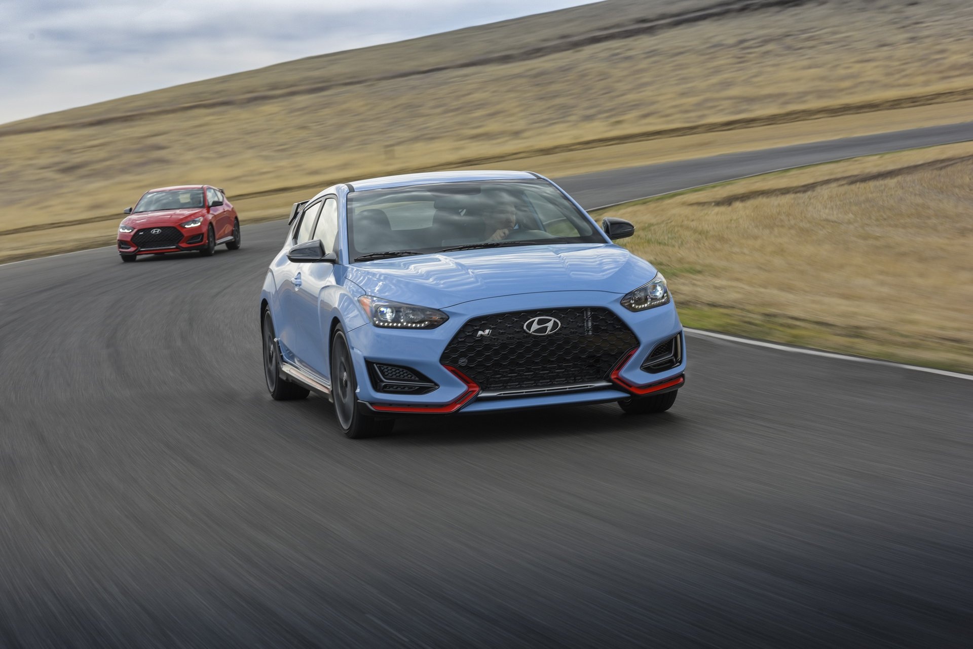giá Hyundai Veloster N ảnh 7 gia Hyundai Veloster N anh 7