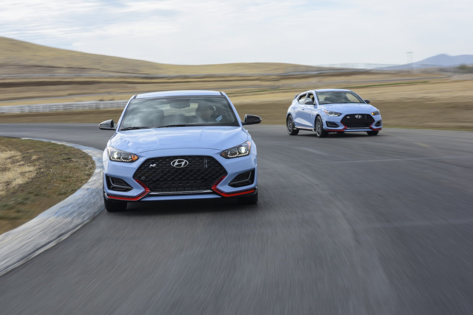giá Hyundai Veloster N ảnh 8 gia Hyundai Veloster N anh 8