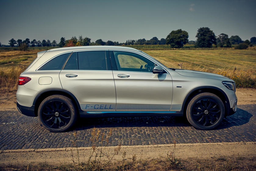 xe Mercedes chay bang hydro anh 2