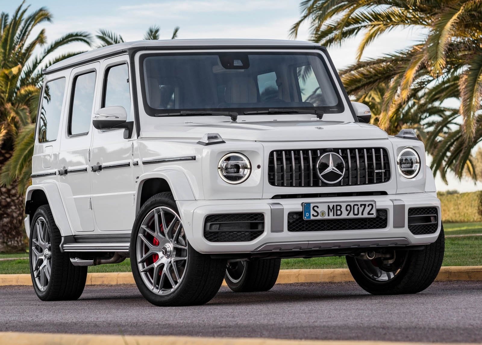 Mercedes-AMG G63 2019 ban dau nam sau, gia 147.000 USD hinh anh