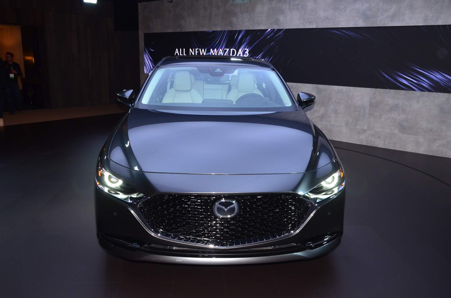 Mazda3 2019 them tuy chon AWD anh 3