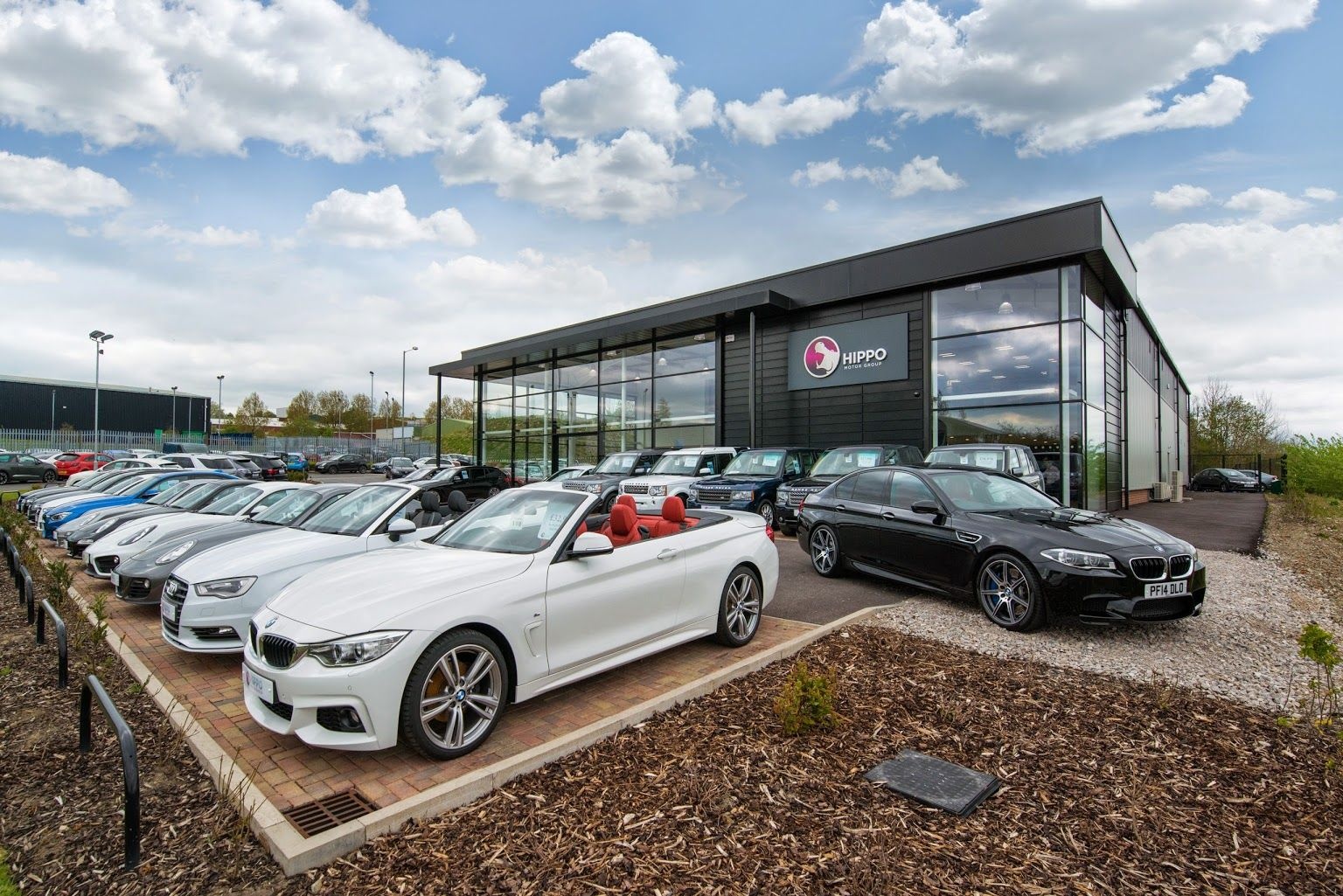 bi mat xe sang anh 7