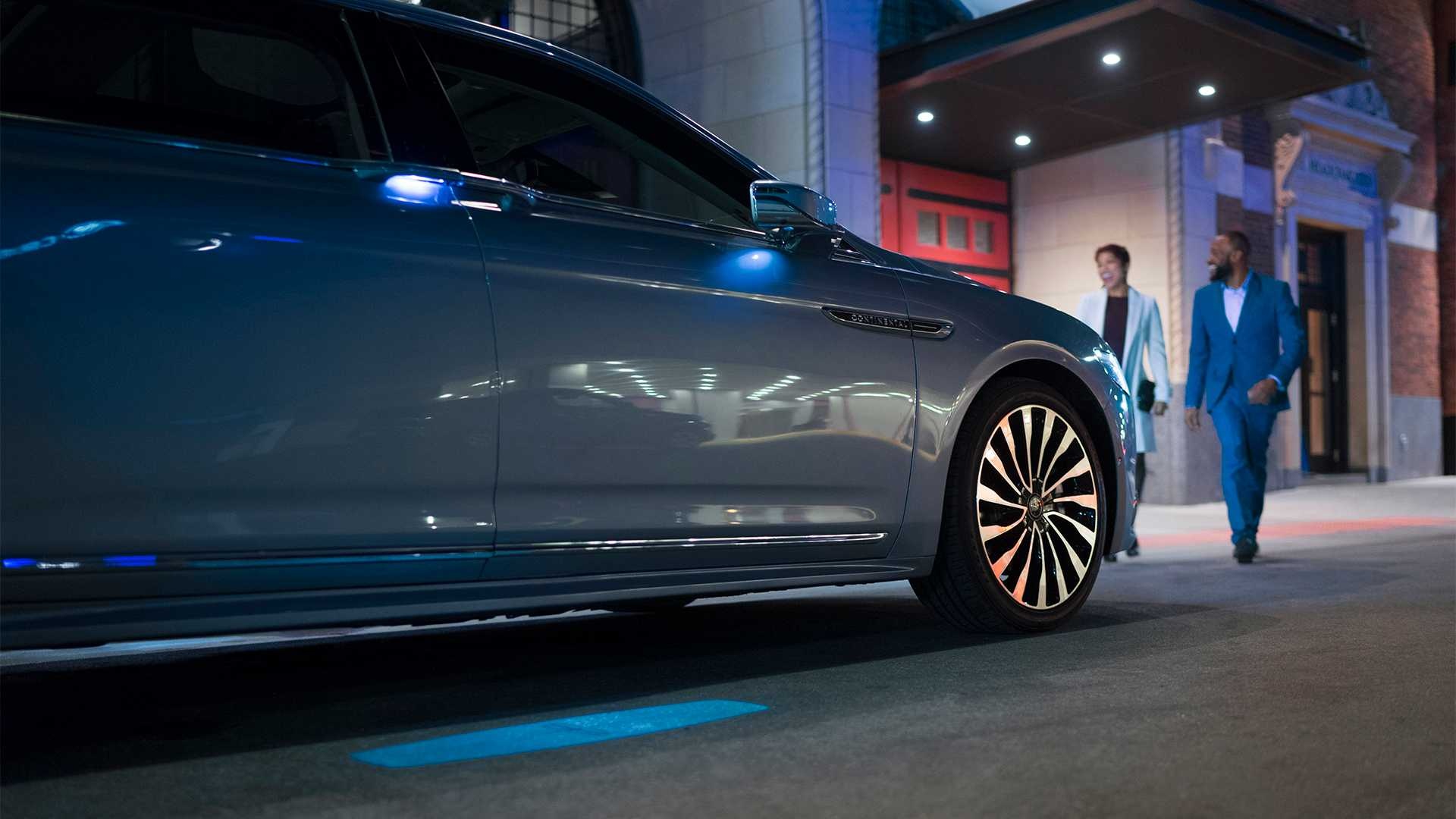 Ra mắt Lincoln Continental bản giới hạn 80 chiếc ảnh 4 Ra mat Lincoln Continental ban gioi han 80 chiec anh 4