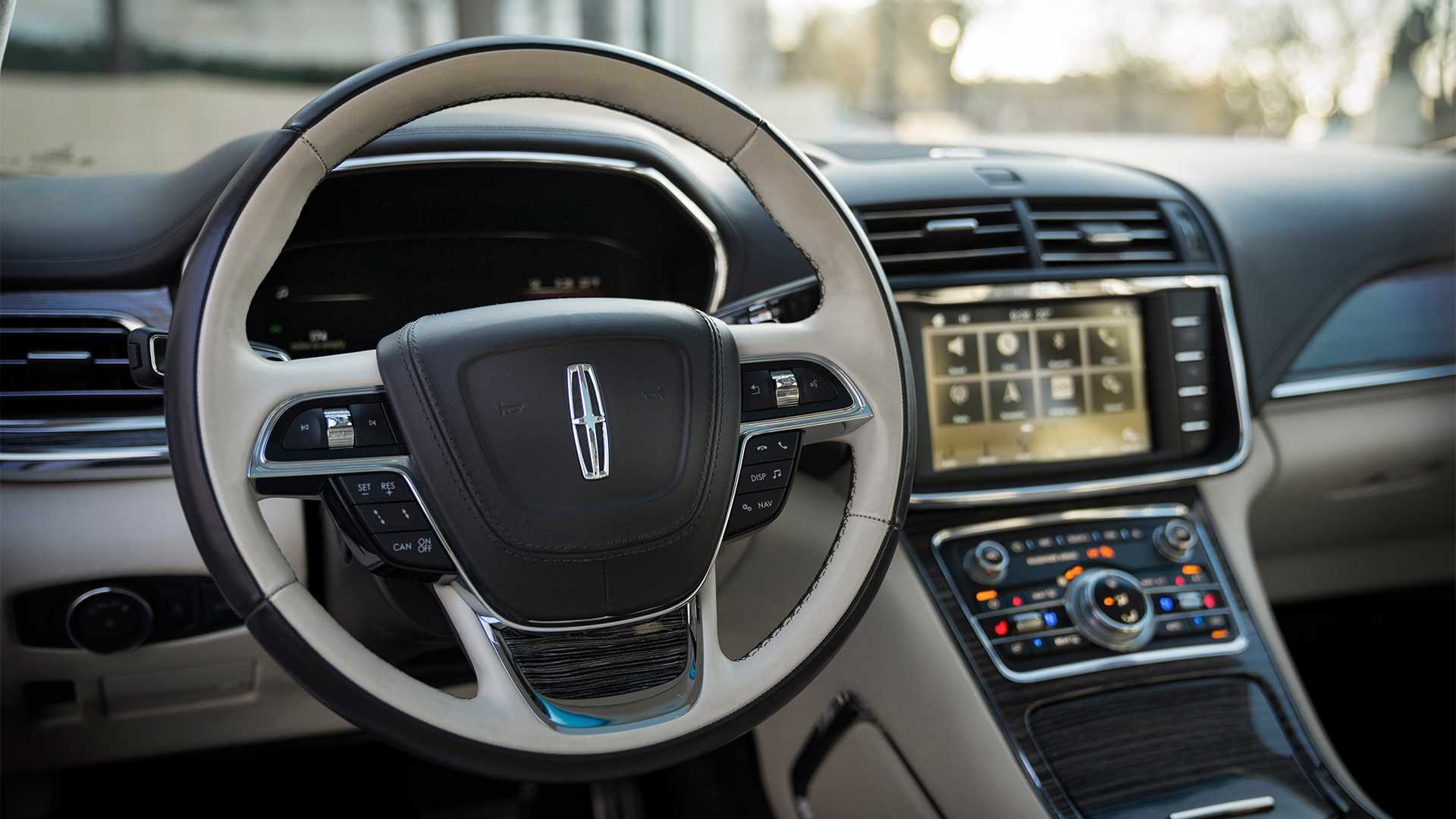 Ra mắt Lincoln Continental bản giới hạn 80 chiếc ảnh 5 Ra mat Lincoln Continental ban gioi han 80 chiec anh 5