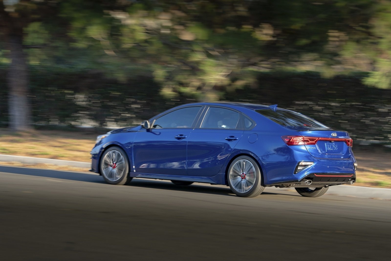Kia Forte GT 2020 - thông minh và mạnh mẽ hơn ảnh 2 Kia Forte GT 2020 - thong minh va manh me hon anh 2