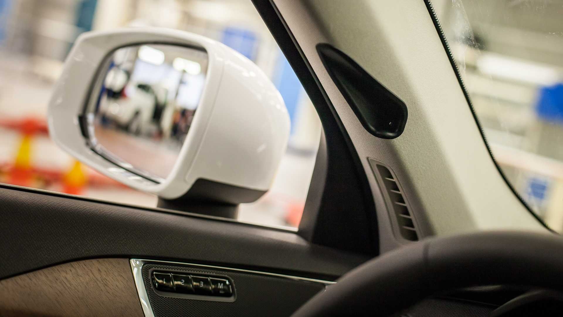 camera theo doi lai xe gay tranh cai anh 1