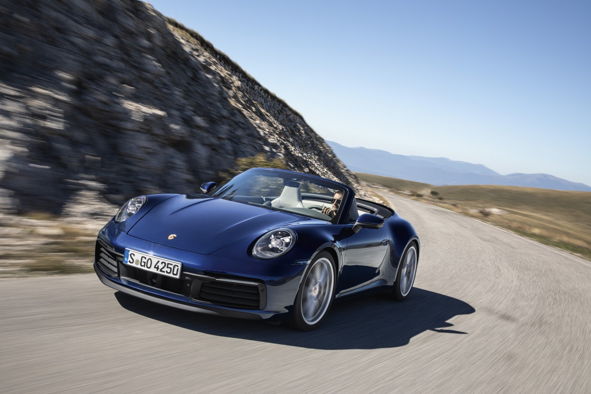 Porsche 911 Cabriolet 2020 ra mắt, mạnh 443 mã lực ảnh 3 Porsche 911 Cabriolet 2020 ra mat, manh 443 ma luc anh 3