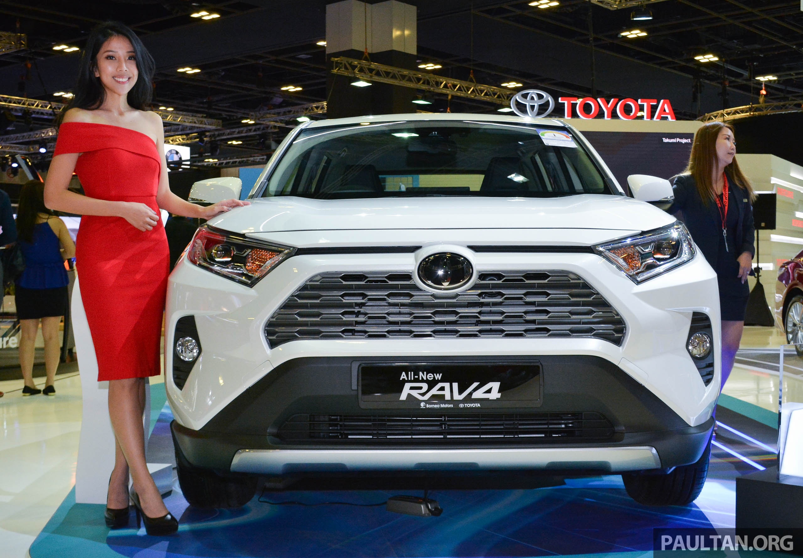 Chi tiet Toyota RAV4 2019 vua ra mat Dong Nam A hinh anh