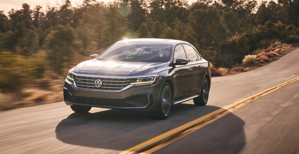 Volkswagen Passat 2020 khoac dien mao moi hinh anh