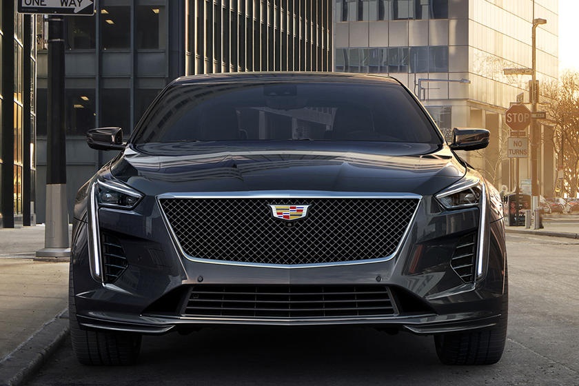 Cadillac CT6-V không còn xe bán sau một ngày ra mắt ảnh 1 Cadillac CT6-V khong con xe ban sau mot ngay ra mat anh 1