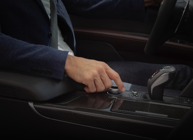 Cadillac CT6-V không còn xe bán sau một ngày ra mắt ảnh 8 Cadillac CT6-V khong con xe ban sau mot ngay ra mat anh 8