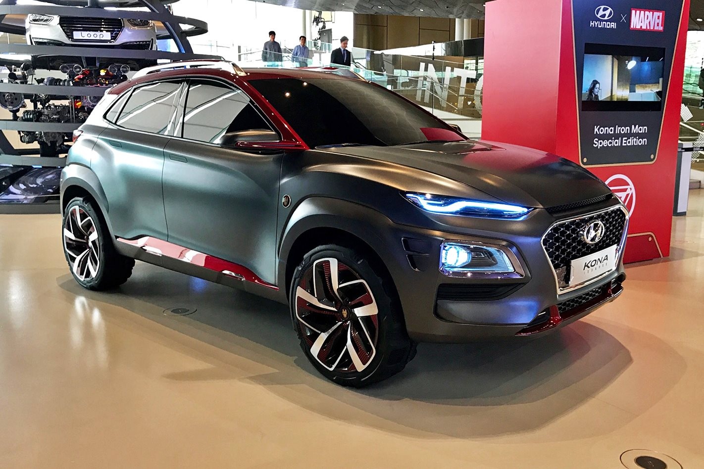 Chi co 300 chiec Hyundai Kona ‘Iron Man’ nay tren toan cau hinh anh