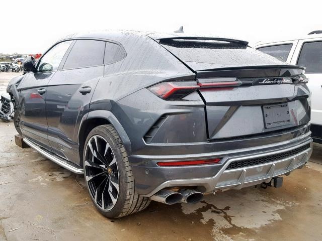 Lamborghini Urus nát đầu được trả trên 110.000 USD ảnh 2 Lamborghini Urus nat dau duoc tra tren 110.000 USD anh 2