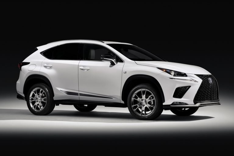 xe sang Lexus NX F-Sport ra ban dac biet anh 1