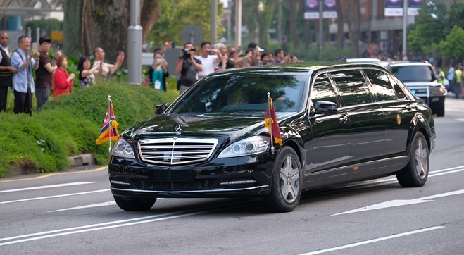 Kim Jong Un tau Mercedes-Maybach S600 chong dan moi anh 3