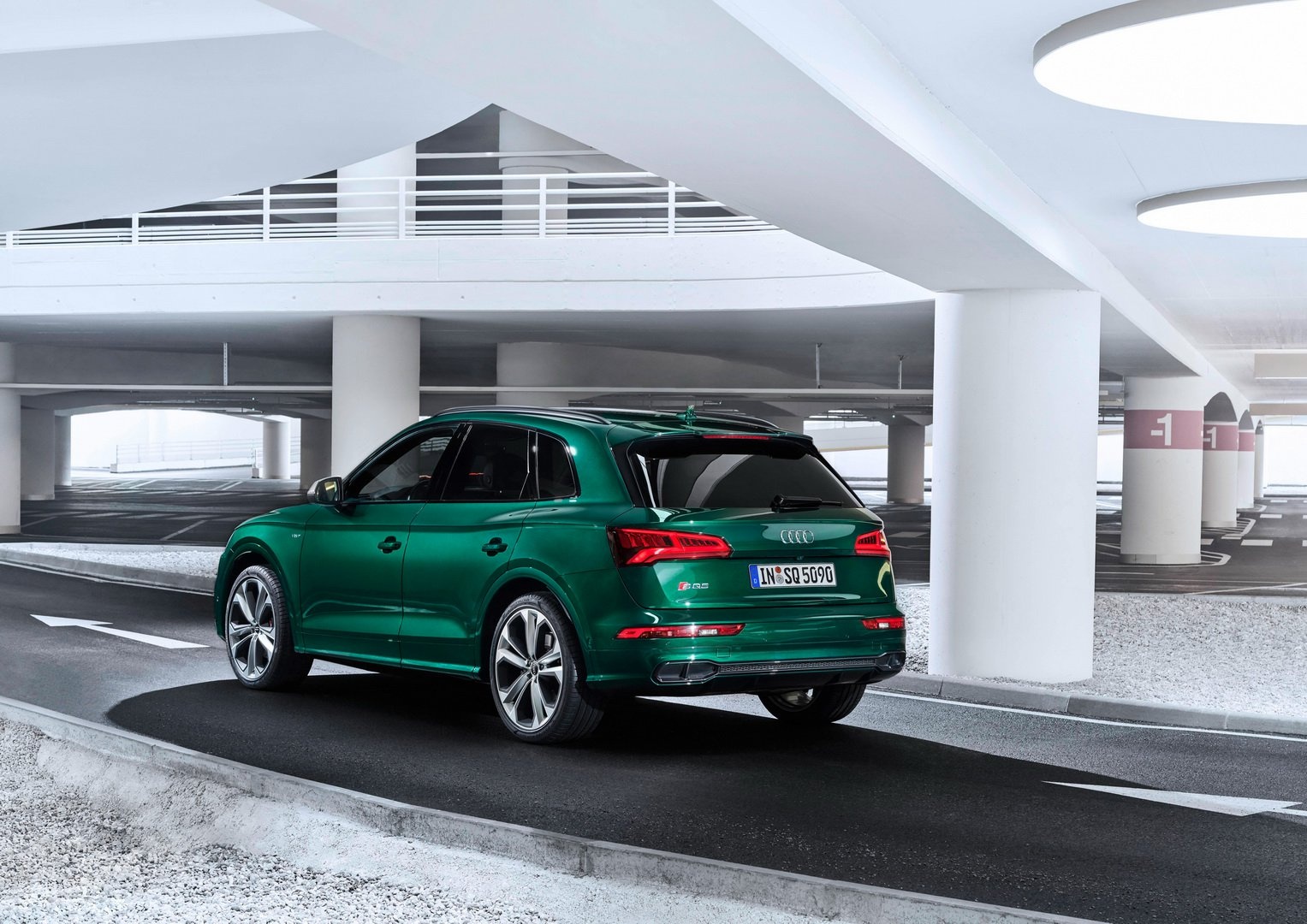 SUV máy dầu Audi SQ5 TDI 2019 ảnh 3 SUV may dau Audi SQ5 TDI 2019 anh 3