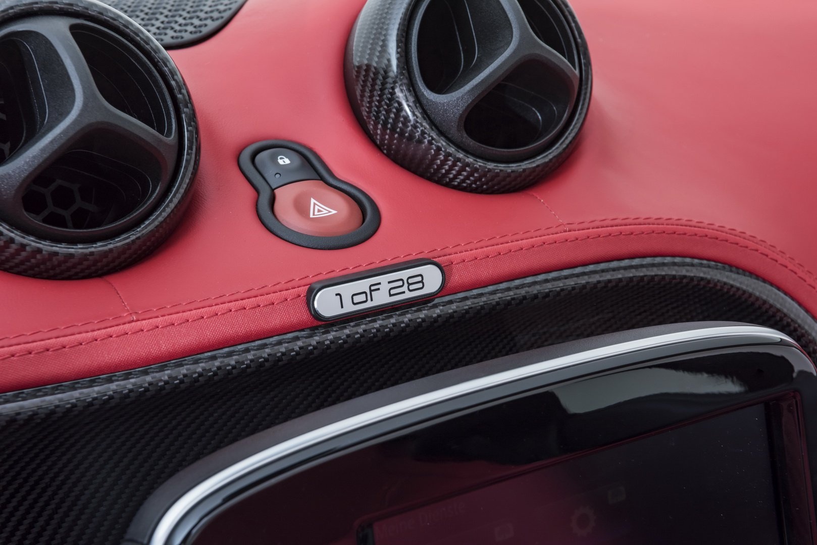 xe mini do cua Brabus gia dat do anh 9