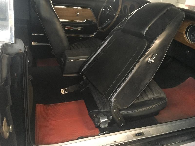 Ford Mustang bỏ hoang 39 năm ảnh 4 Ford Mustang bo hoang 39 nam anh 4