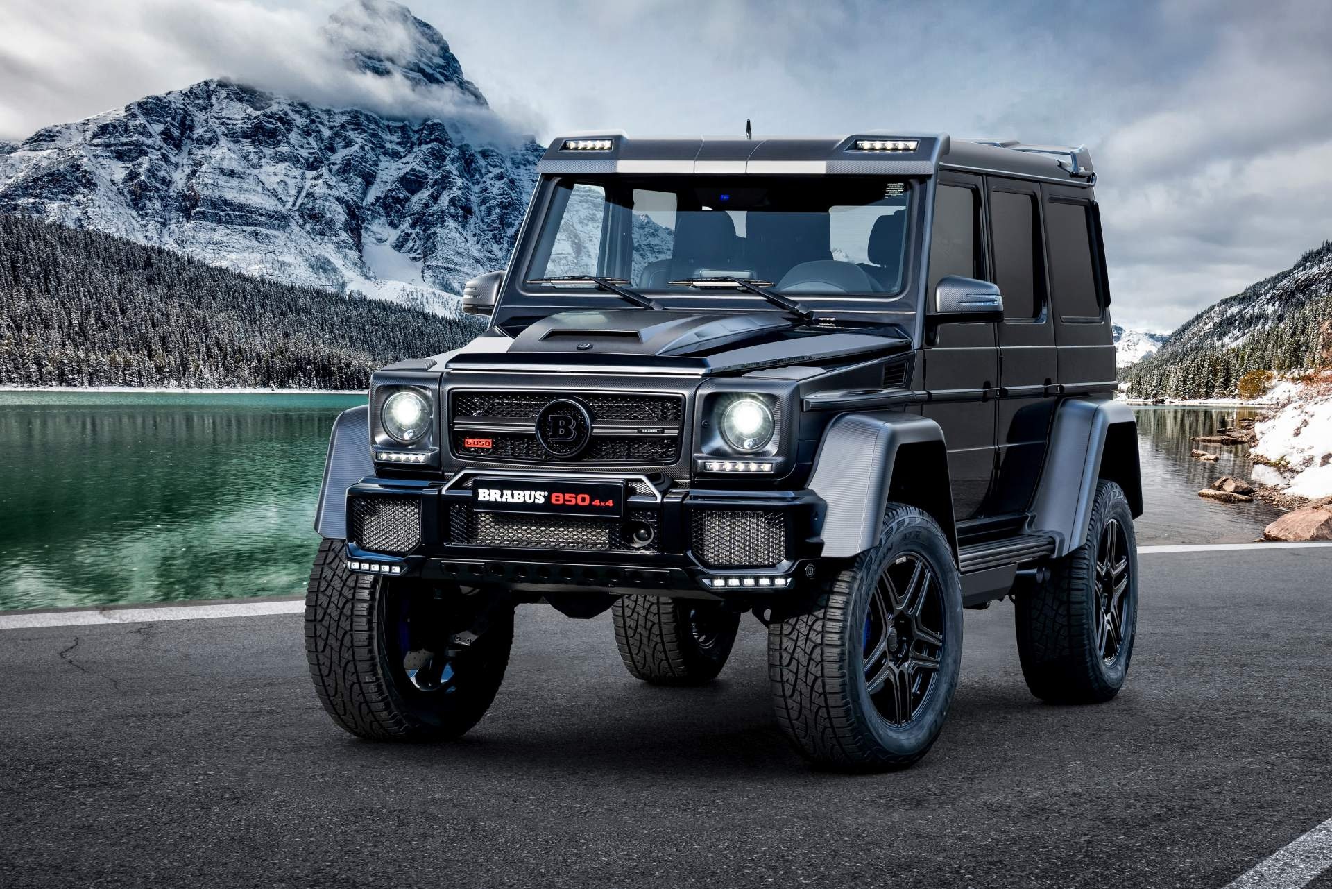 Brabus ra mat sieu SUV off-road tu Mercedes-AMG G63, gia dat gap ba hinh anh