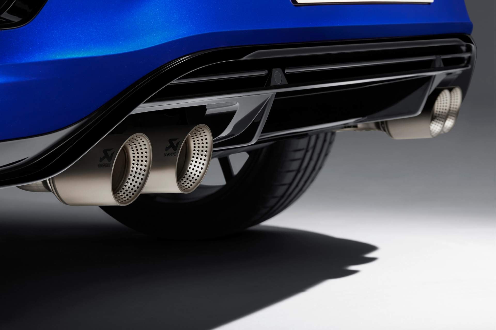 Volkswagen T-Roc R ra mat anh 3