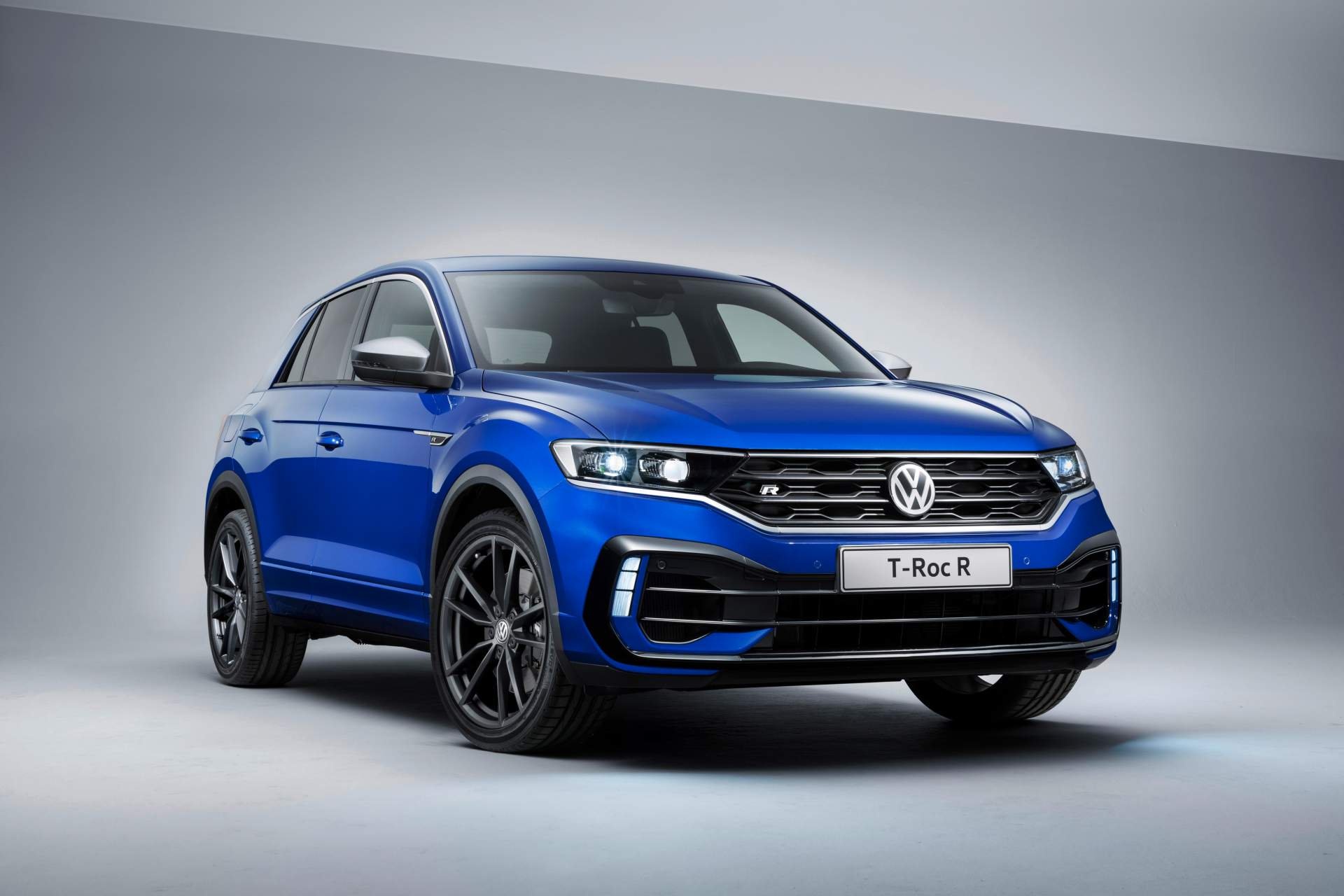 SUV the thao hieu suat cao Volkswagen T-Roc R trinh lang hinh anh