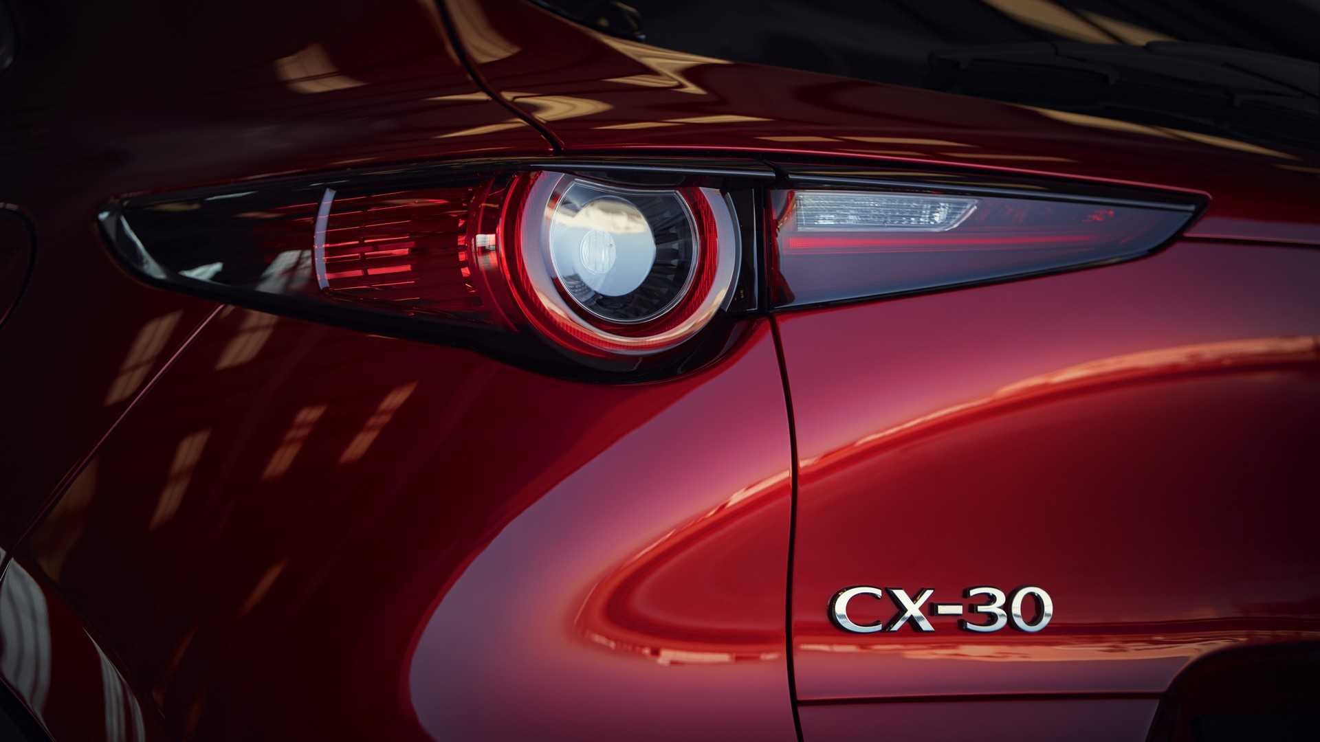 Tai sao Mazda chon cai ten loi thoi cho mau xe CX-30 moi? hinh anh