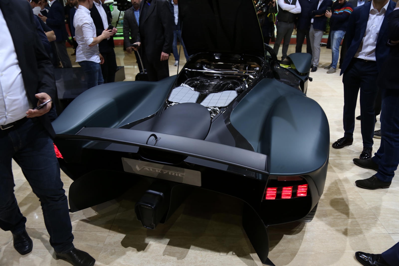 siêu xe Aston Martin Valkyrie ảnh 5 sieu xe Aston Martin Valkyrie anh 5