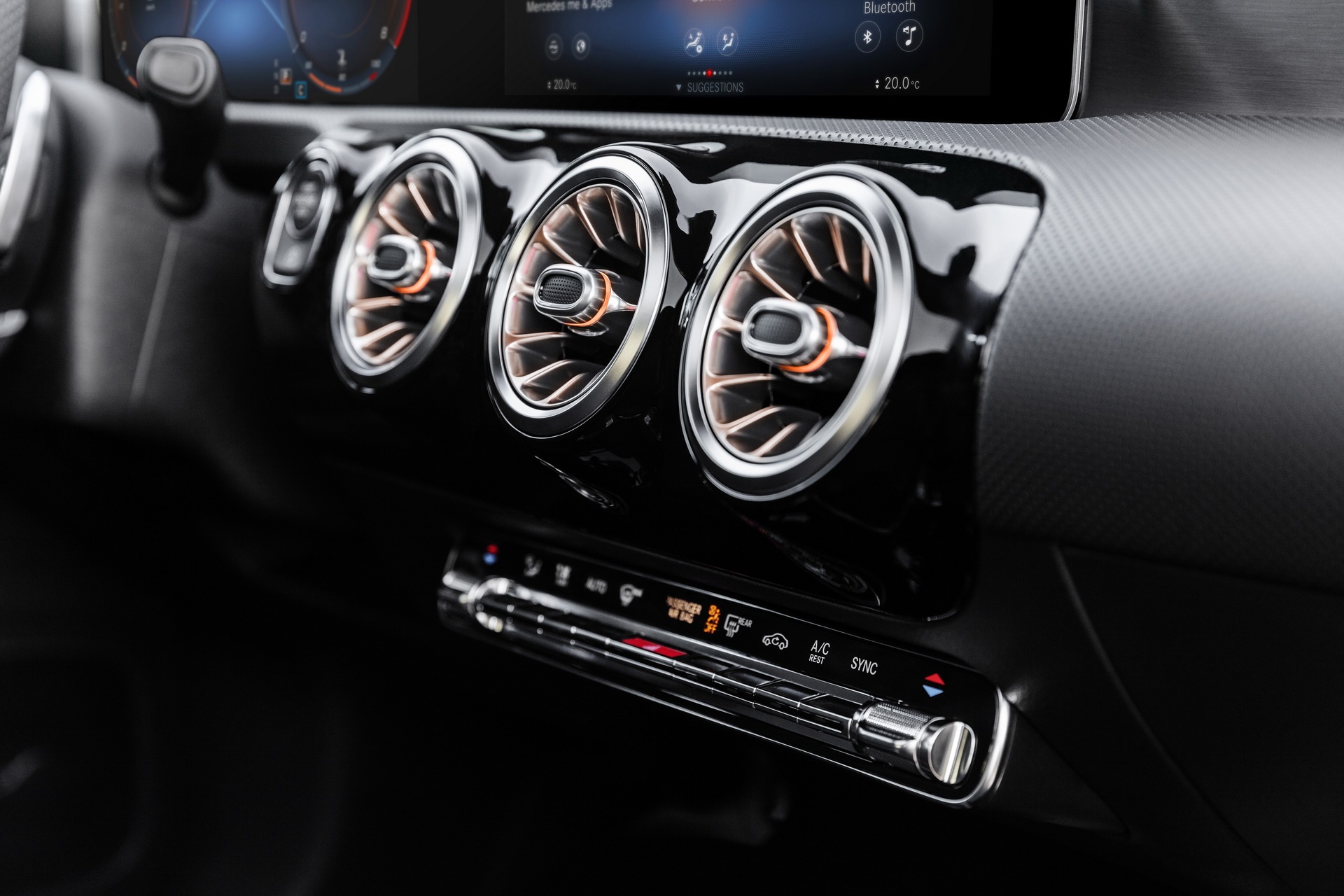 giá bán Mercedes-Benz CLA 2019 ảnh 7 gia ban Mercedes-Benz CLA 2019 anh 7