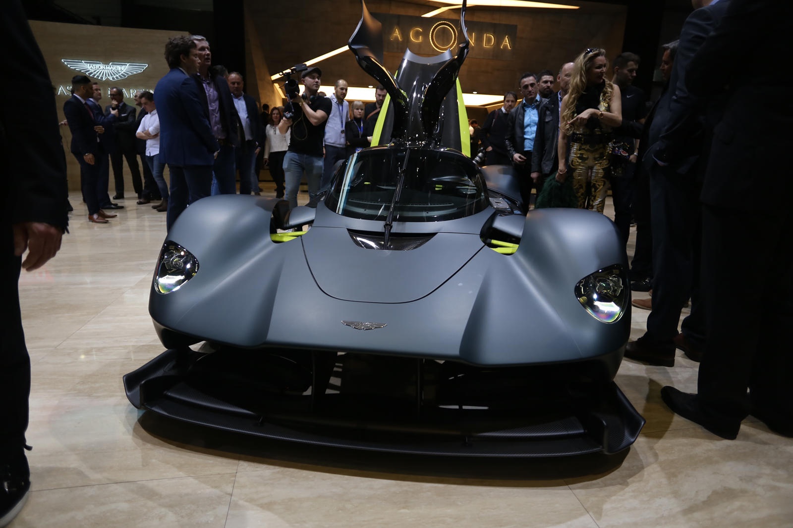 siêu xe Aston Martin Valkyrie ảnh 8 sieu xe Aston Martin Valkyrie anh 8
