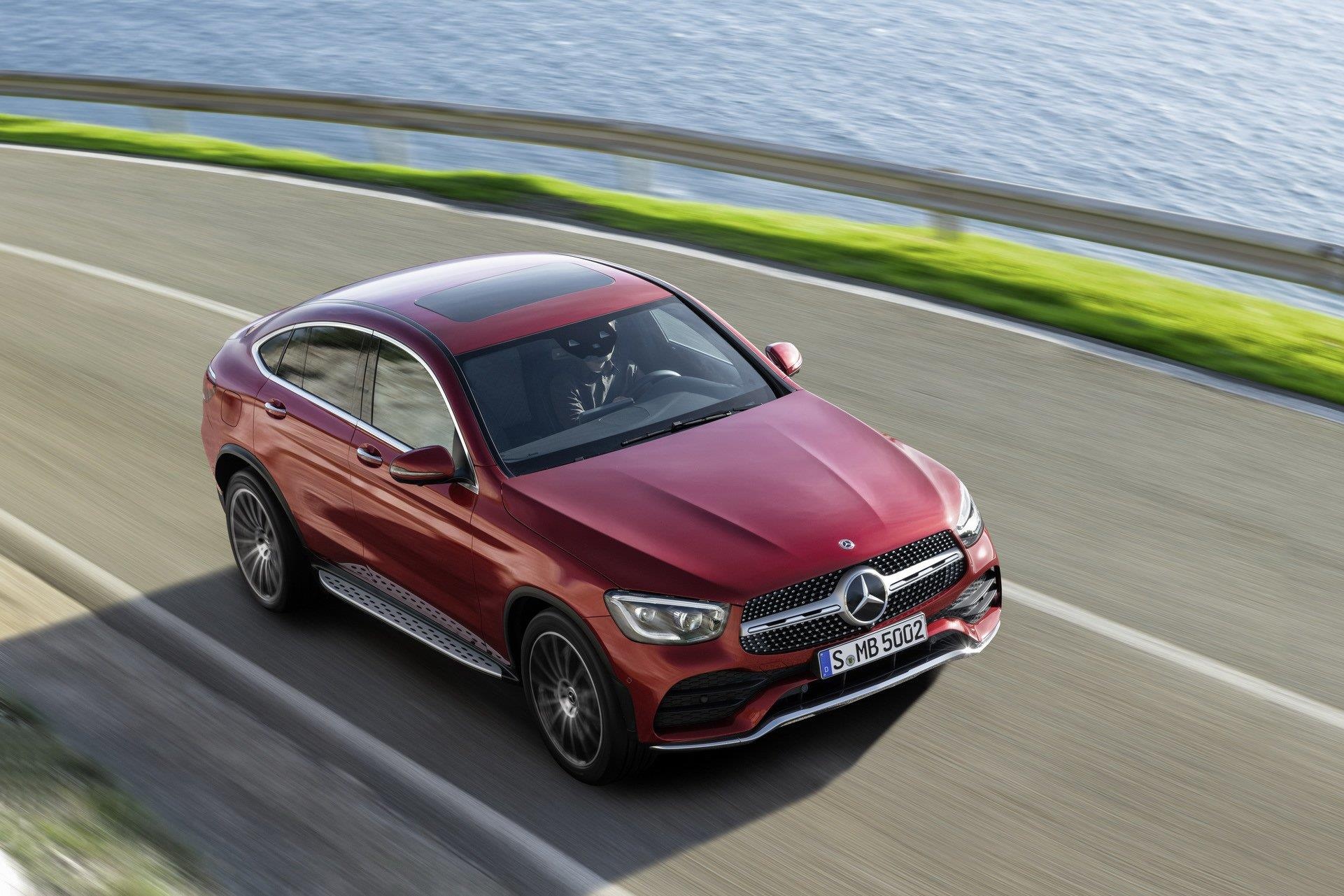Mercedes-Benz GLC Coupe 2020 ra mắt ảnh 1 Mercedes-Benz GLC Coupe 2020 ra mat anh 1