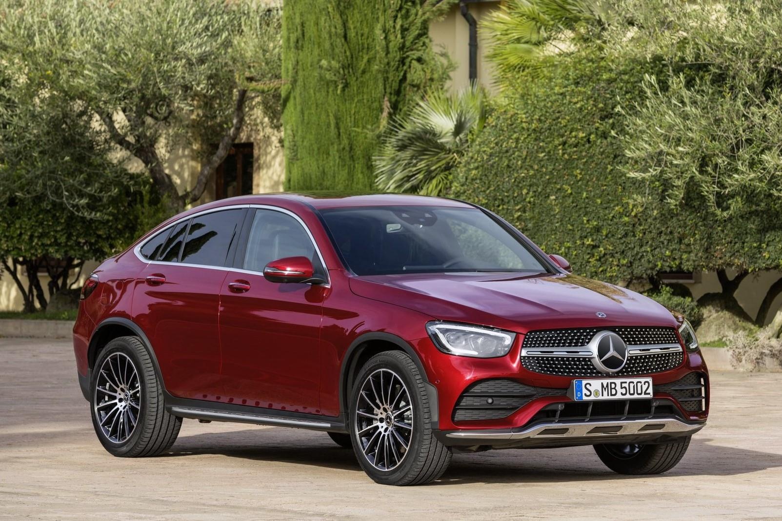 Mercedes-Benz GLC Coupe 2020 ra mat, the thao va manh me hon hinh anh