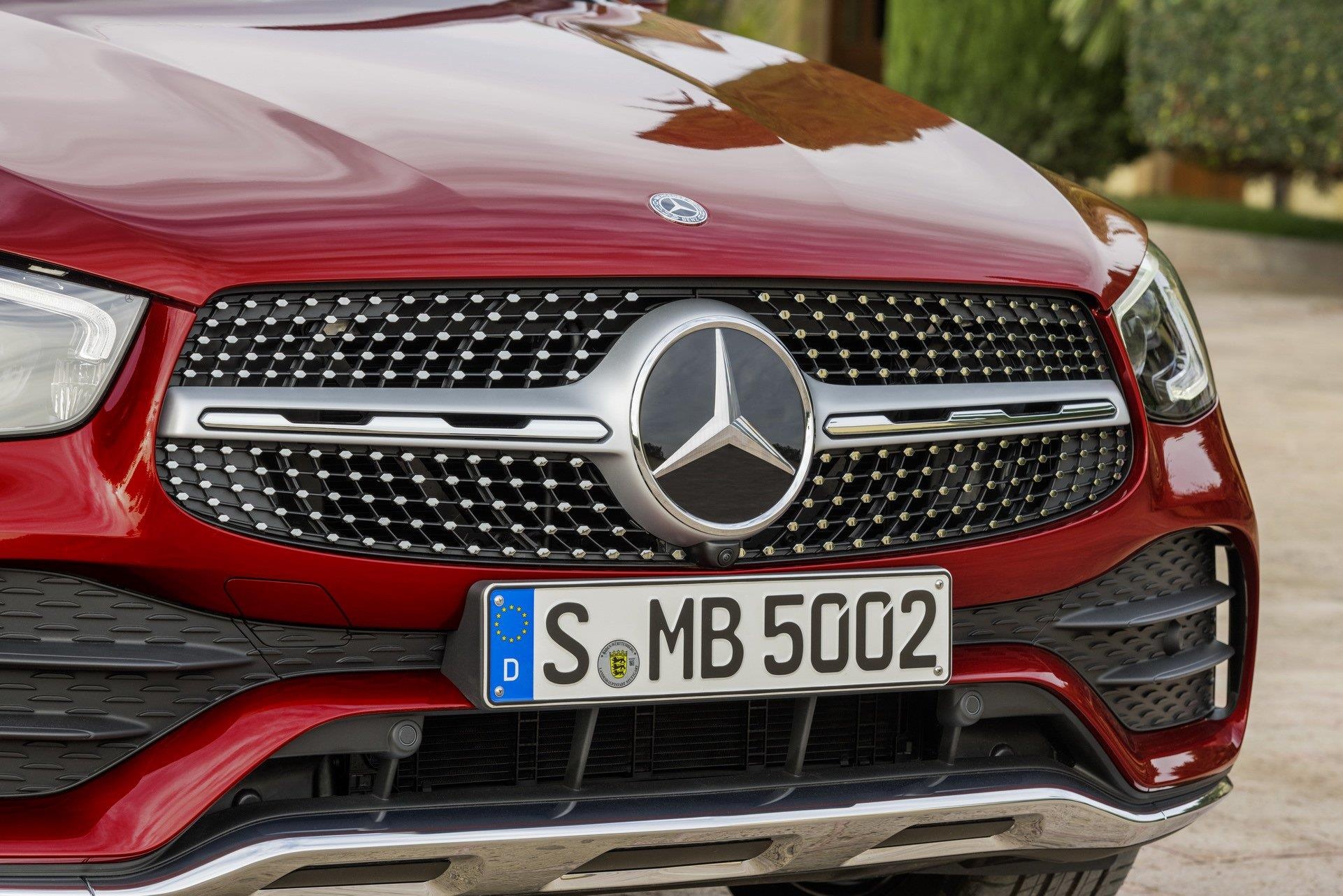 Mercedes-Benz GLC Coupe 2020 ra mắt ảnh 2 Mercedes-Benz GLC Coupe 2020 ra mat anh 2