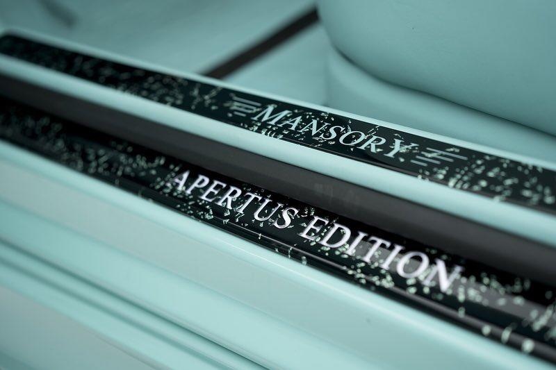 mui trần Mercedes-AMG S63 độ sơn màu đặc biệt ảnh 5 mui tran Mercedes-AMG S63 do son mau dac biet anh 5
