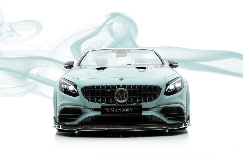 mui trần Mercedes-AMG S63 độ sơn màu đặc biệt ảnh 2 mui tran Mercedes-AMG S63 do son mau dac biet anh 2