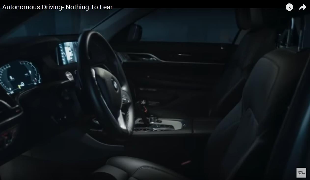 quảng cáo xe tự hành sáng tạo của BMW ảnh 2 quang cao xe tu hanh sang tao cua BMW anh 2